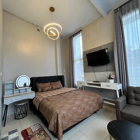 Java Hostel Tumpak Sewu Sidomukti Exteriör bild